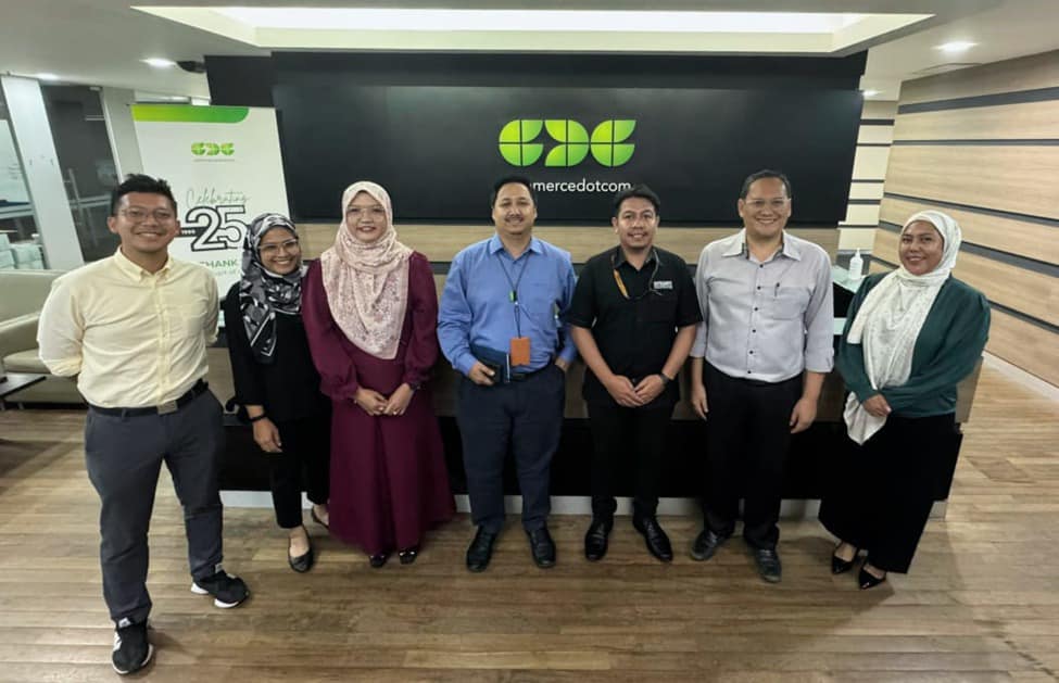 Sesi Perbincangan Libat Urus bersama Commerce Dot Com (CDC)