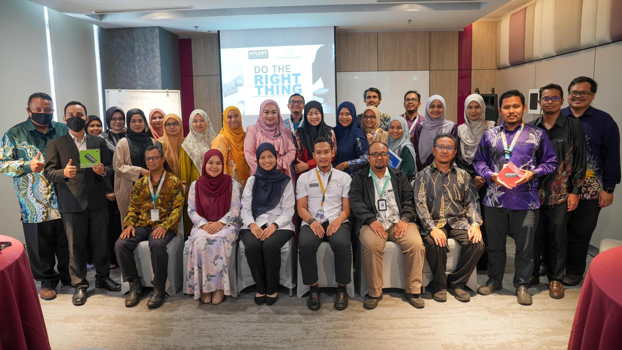 Latihan Do The Right Thing (DTRT) bersama Yayasan Pembangunan Ekonomi Islam Malaysia (YaPEIM)